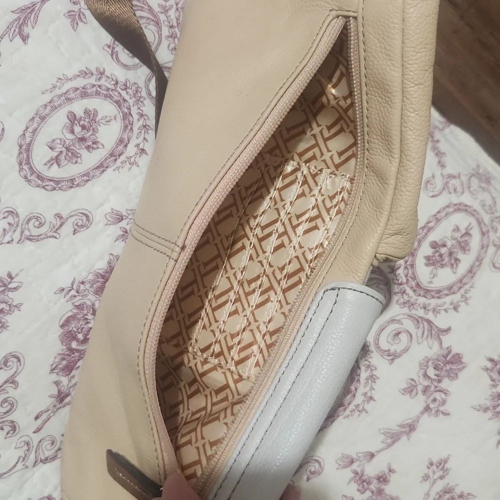 TIGNANELLO crossbody waist purse Day Travel Bag Gorpcore Athletic Gym - Picture 3 of 4